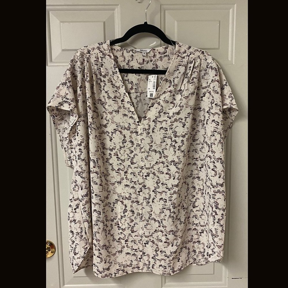 New Reitmans Floral Top 2X